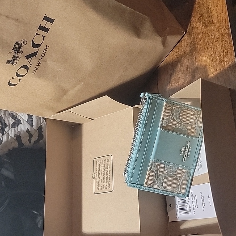 Coach Mini Skinny ID Case